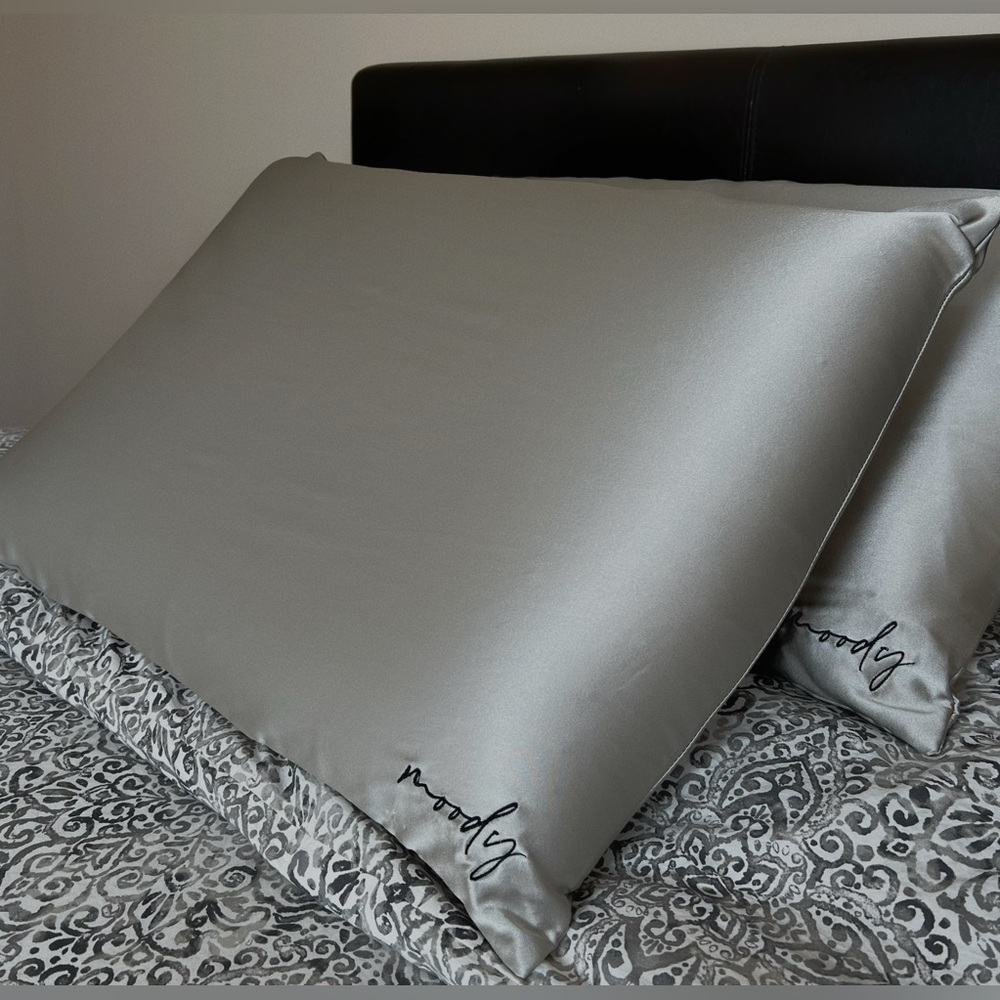 2 PACK Silver Moody Luxury 22 momme Silk Pillowcase